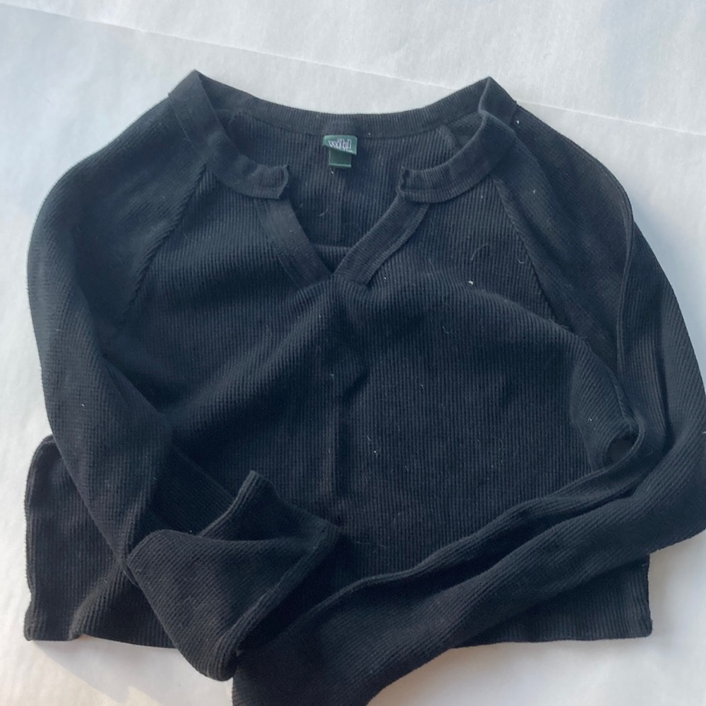 Wild Fable Cropped Quarter V-Neck Sweater